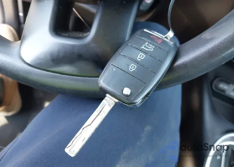 2018 Kia Soul + из США, поврежденный, VIN KNDJP3A53J7518320